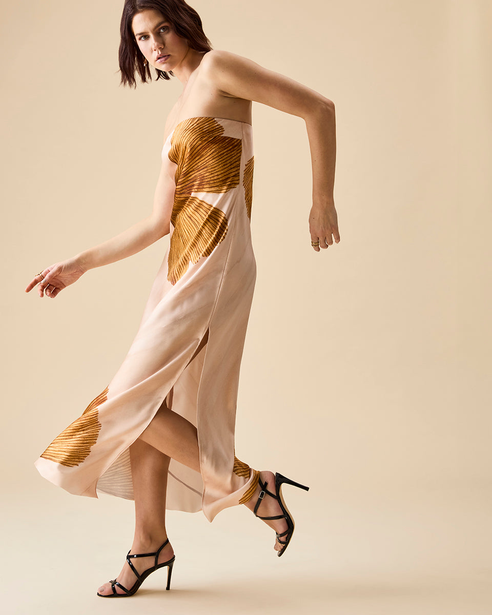 アイネス　NBP Alicia: Black Patent – INEZ