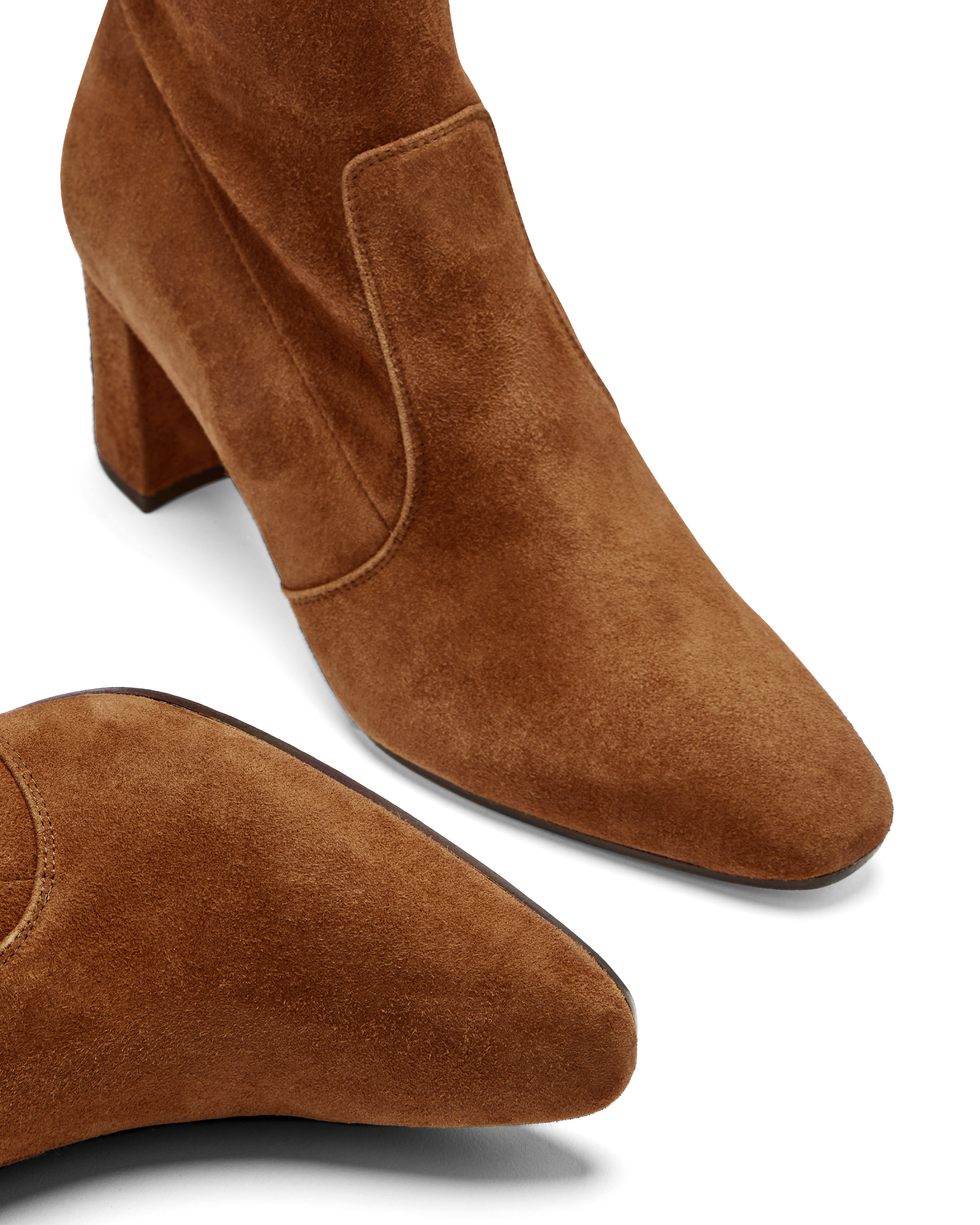 Paz 70 Stretch: Rye Suede